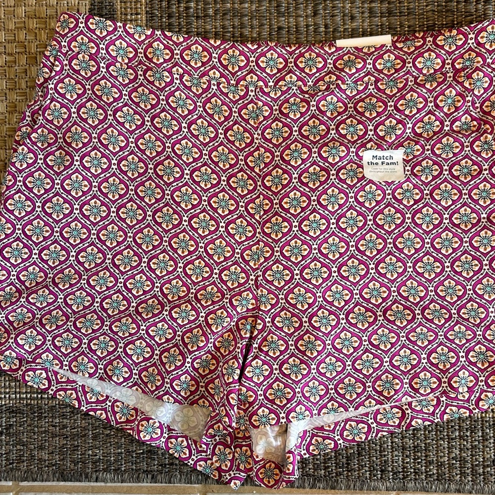 NWT Old Navy Shorts XL